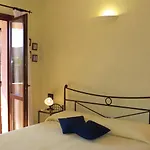 Delle Residenze Di فيلاّسيمِيوس